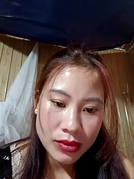 mayni012314 online show from February 5, 2026, 6:18 am