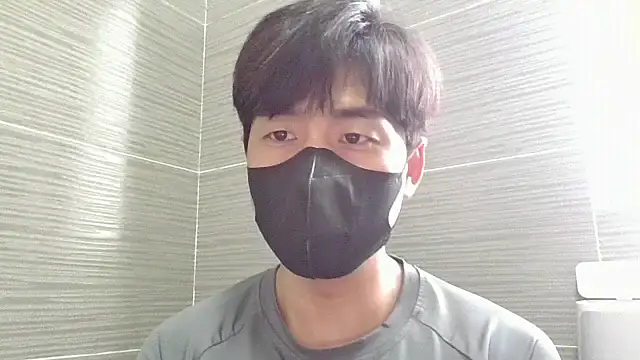 kimze7 online show from March 8, 2026, 2:04 am