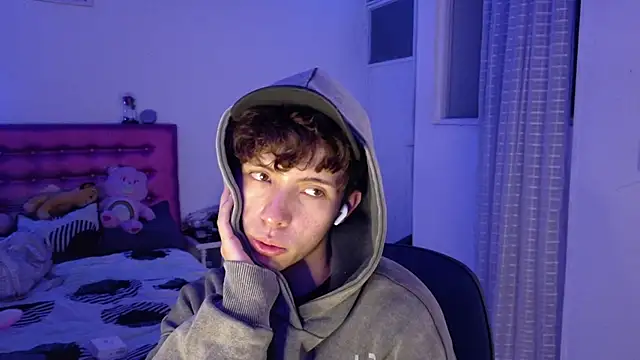 Dani Dancer online show from April 11, 2026, 2:38 am