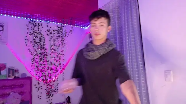 Dani Dancer online show from May 14, 2026, 1:01 am