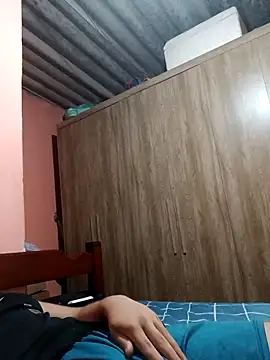 Snapshot of AVALIAminhaPika chatting on March 4, 2026, 8:37 pm AVALIAminhaPika online show from March 4, 2026, 8:37 pm