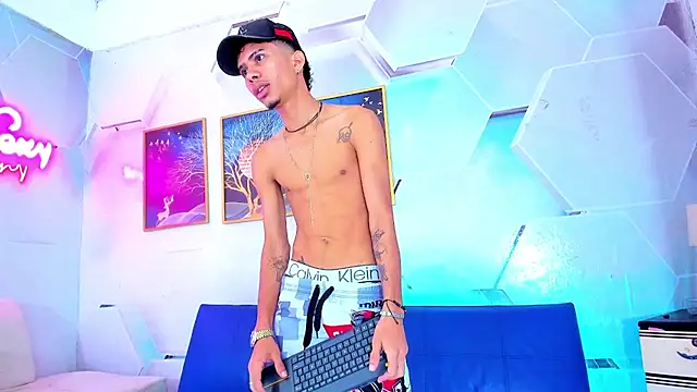 Snapshot of Alex_jeins_at chatting on January 15, 2026, 2:10 pm Alex jeins at online show from January 15, 2026, 2:10 pm