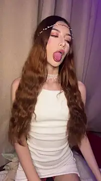 HoneyWeebsss online show from March 25, 2026, 2:50 am