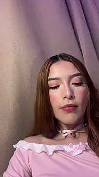 HoneyWeebsss online show from July 1, 2026, 3:52 am