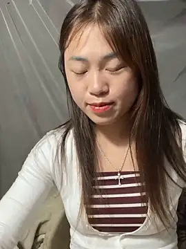 sofia-bae online show from March 22, 2026, 5:22 am