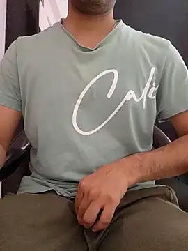 rahuloves online show from April 11, 2026, 6:18 am