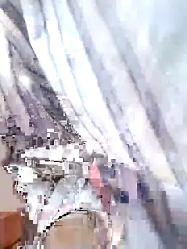 Snapshot of pihuu1313 chatting on May 13, 2026, 8:55 am pihuu1313 online show from May 13, 2026, 8:55 am