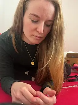 Annas G online show from January 11, 2026, 10:20 am