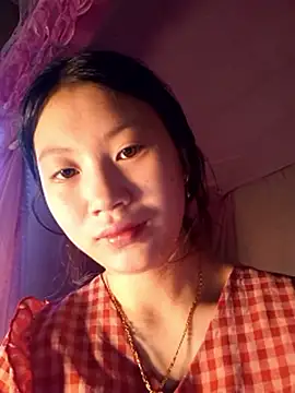 Snapshot of Lomay69 chatting on December 20, 2025, 3:35 am Lomay69 online show from December 20, 2025, 3:35 am