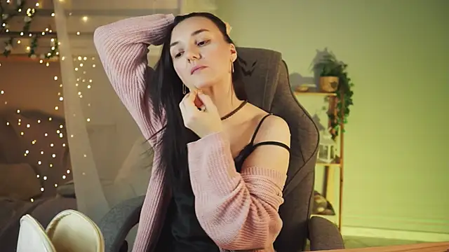 WendyMoris online show from January 7, 2026, 8:50 am