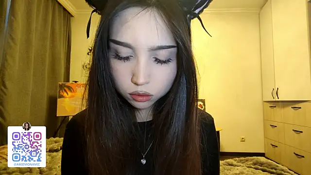 Snapshot of Qwami_Amie chatting on January 18, 2026, 4:16 am Qwami Amie online show from January 18, 2026, 4:16 am