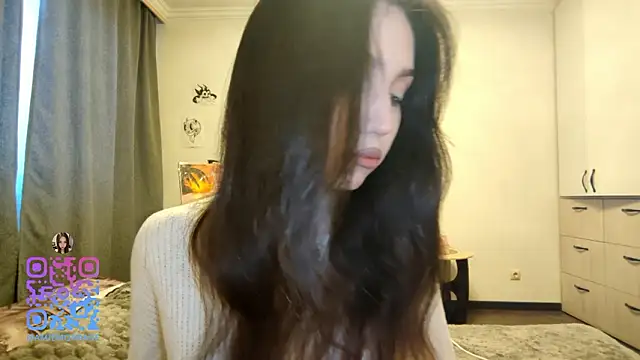 Snapshot of Qwami_Amie chatting on February 13, 2026, 4:52 am Qwami Amie online show from February 13, 2026, 4:52 am