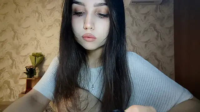 Snapshot of Qwami_Amie chatting on March 17, 2026, 3:26 pm Qwami Amie online show from March 17, 2026, 3:26 pm