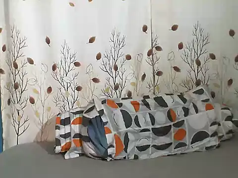 PetiteDoll 06 online show from March 28, 2026, 9:47 pm