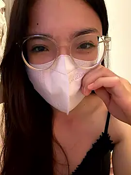 mimichannn99 online show from January 14, 2026, 10:03 pm