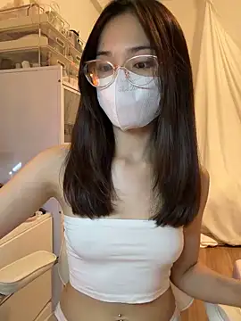 mimichannn99 online show from June 6, 2026, 10:31 am