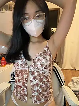 mimichannn99 online show from June 21, 2026, 9:39 pm