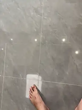 qwe522522 online show from April 11, 2026, 5:34 am