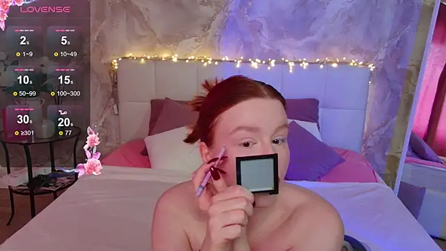 LucyHornyDollx online show from April 11, 2026, 7:56 am