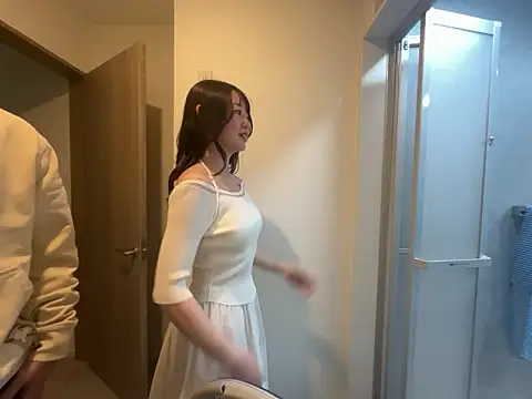 Gokujyo-Namanaka online show from March 27, 2026, 9:42 am