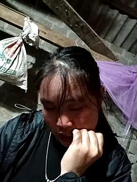 -myaa- online show from December 15, 2025, 11:25 am