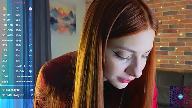 VelvetZephra online show from April 26, 2026, 3:32 pm