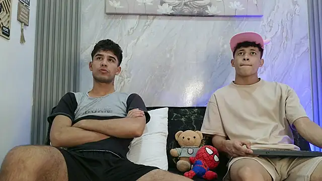 YOUNG GUYS1 online show from May 14, 2026, 7:26 am