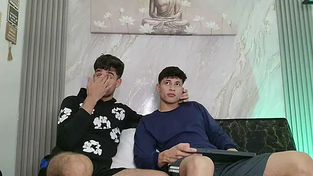 YOUNG GUYS1 online show from May 15, 2026, 7:59 am