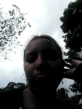 Snapshot of liliymike19 chatting on January 18, 2026, 7:17 pm liliymike19 online show from January 18, 2026, 7:17 pm