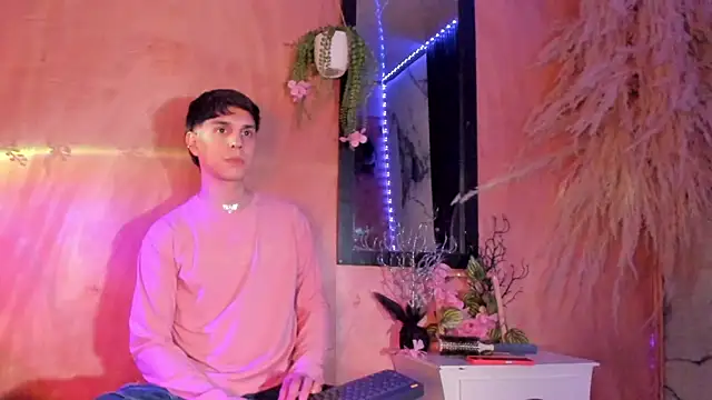 DeeQuinn Blaze online show from December 20, 2025, 8:49 pm