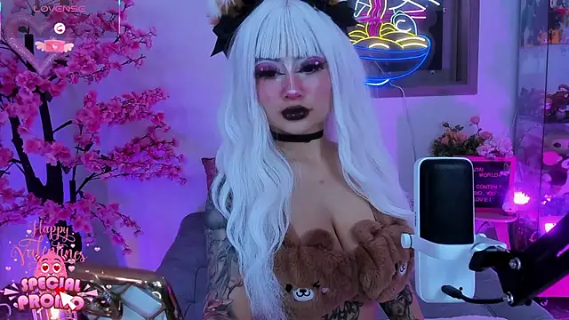 Hayami Lee online show from February 28, 2026, 2:12 am