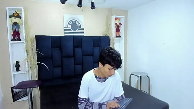 Joseph Gonzalez online show from March 8, 2026, 11:36 am