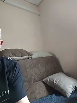 Sashabikros online show from April 11, 2026, 1:21 am