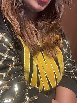 Snapshot of butterflyslay chatting on January 19, 2026, 3:54 am butterflyslay online show from January 19, 2026, 3:54 am