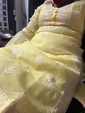 Snapshot of butterflyslay chatting on February 1, 2026, 3:38 am butterflyslay online show from February 1, 2026, 3:38 am