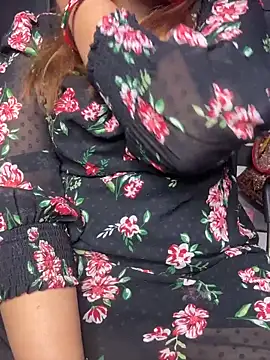 Snapshot of butterflyslay chatting on February 6, 2026, 1:47 pm butterflyslay online show from February 6, 2026, 1:47 pm