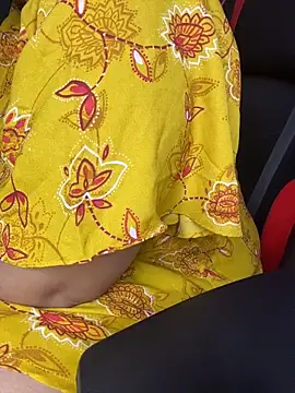 Snapshot of butterflyslay chatting on March 20, 2026, 6:02 pm butterflyslay online show from March 20, 2026, 6:02 pm