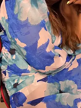 Snapshot of butterflyslay chatting on March 30, 2026, 8:48 am butterflyslay online show from March 30, 2026, 8:48 am