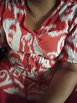 Snapshot of butterflyslay chatting on April 14, 2026, 1:28 pm butterflyslay online show from April 14, 2026, 1:28 pm