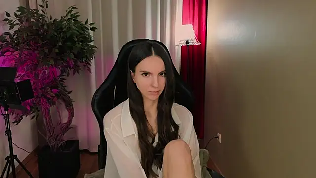 Snapshot of AliceLidell chatting on February 8, 2026, 5:11 am AliceLidell online show from February 8, 2026, 5:11 am