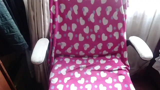 666maskgirl online show from February 14, 2026, 5:10 pm