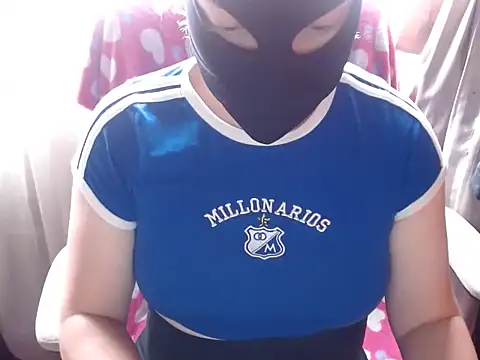 666maskgirl online show from April 8, 2026, 5:35 pm