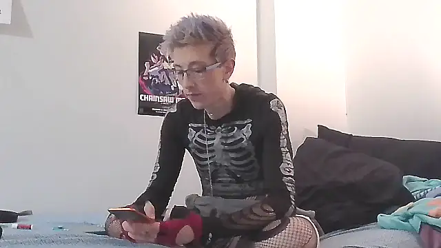 Snapshot of AskAveryAnything chatting on December 14, 2025, 2:28 am AskAveryAnything online show from December 14, 2025, 2:28 am