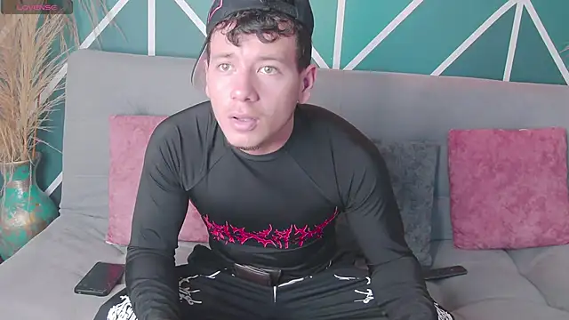 MagnusKnight  online show from February 8, 2026, 5:49 pm