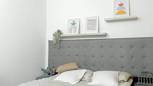 sebastamayo  online show from February 22, 2026, 8:02 am