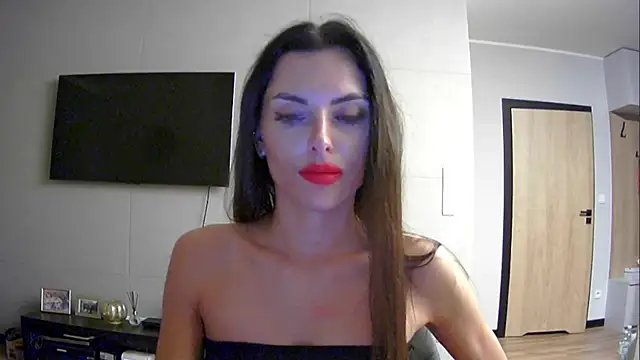 Addisonadore online show from July 13, 2026, 8:44 pm