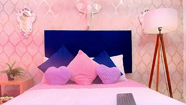 alanna flowers online show from February 6, 2026, 7:39 pm