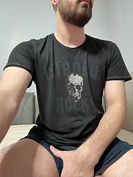 berke3424 online show from February 10, 2026, 11:14 am