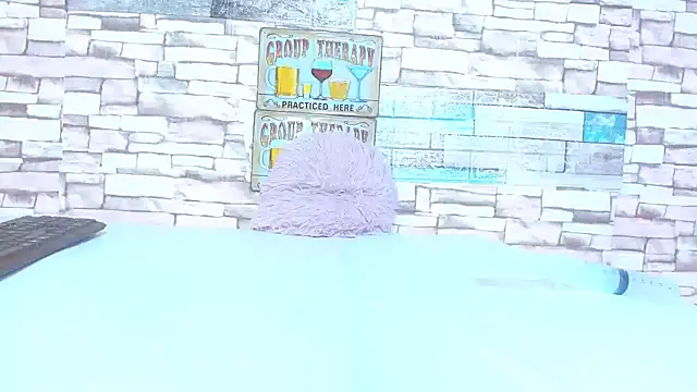 lorenaanalx online show from February 21, 2026, 3:24 pm