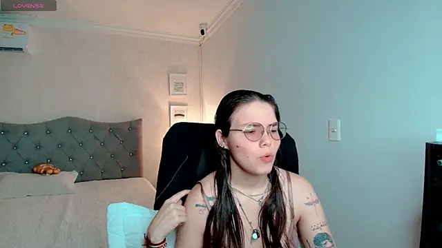 lexalove doll online show from April 24, 2026, 1:57 pm